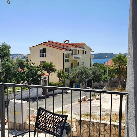 Apartment Adriatic - Saldun Traù Esterno foto
