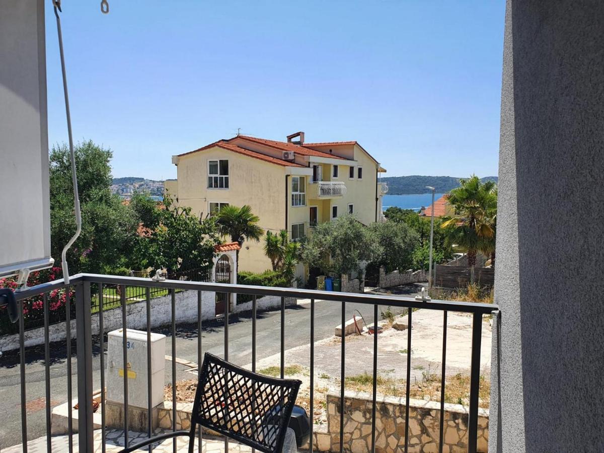 Apartment Adriatic - Saldun Traù Esterno foto